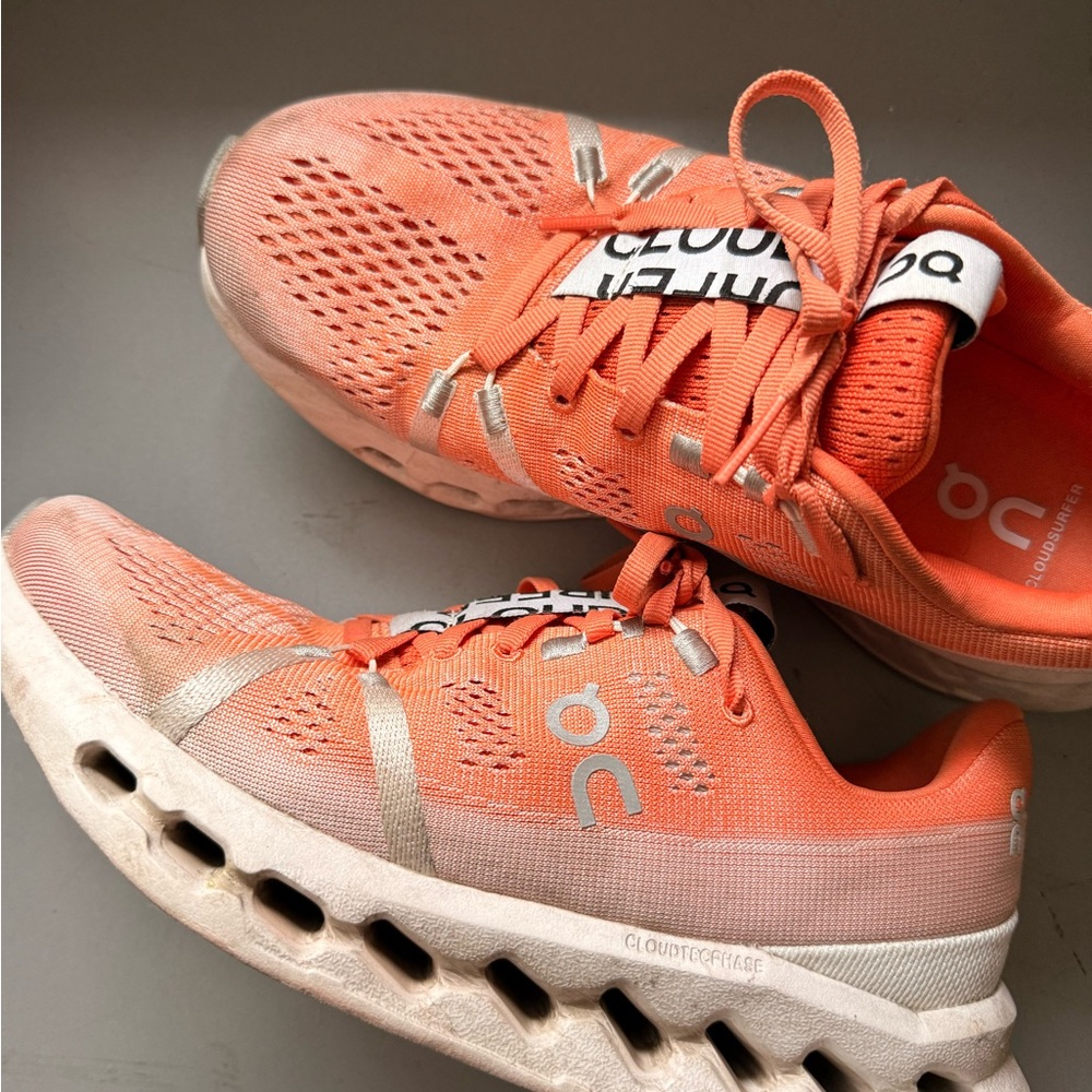 On Cloudsurfer - image 2